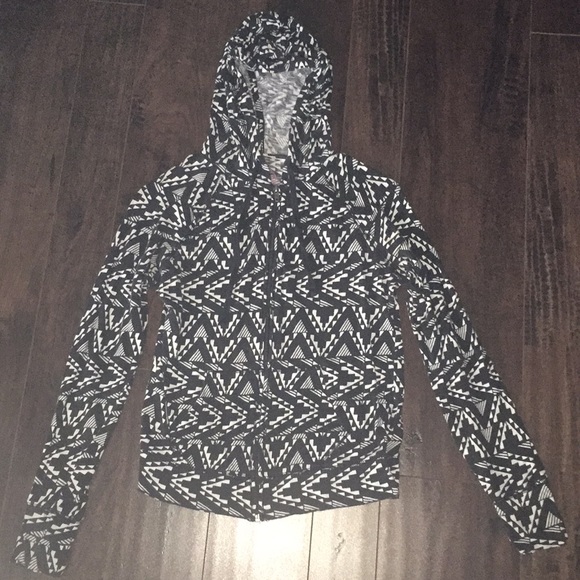 Aztec jacket $5 - Picture 2 of 3